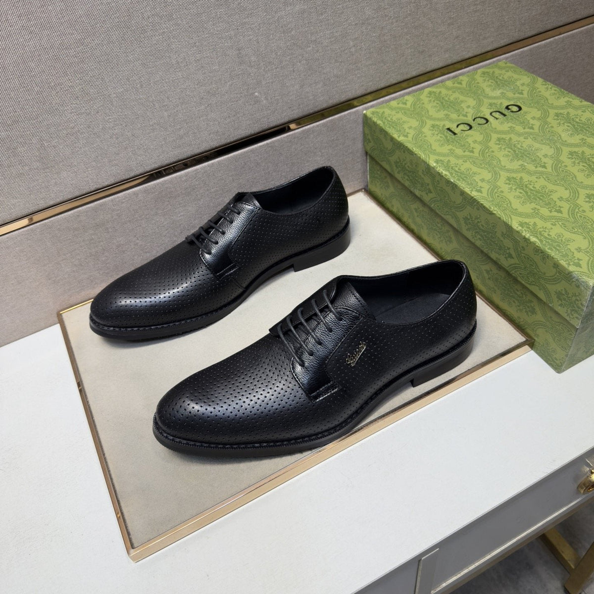 Gucci Men's Black Perforated Lace-Up Shoes