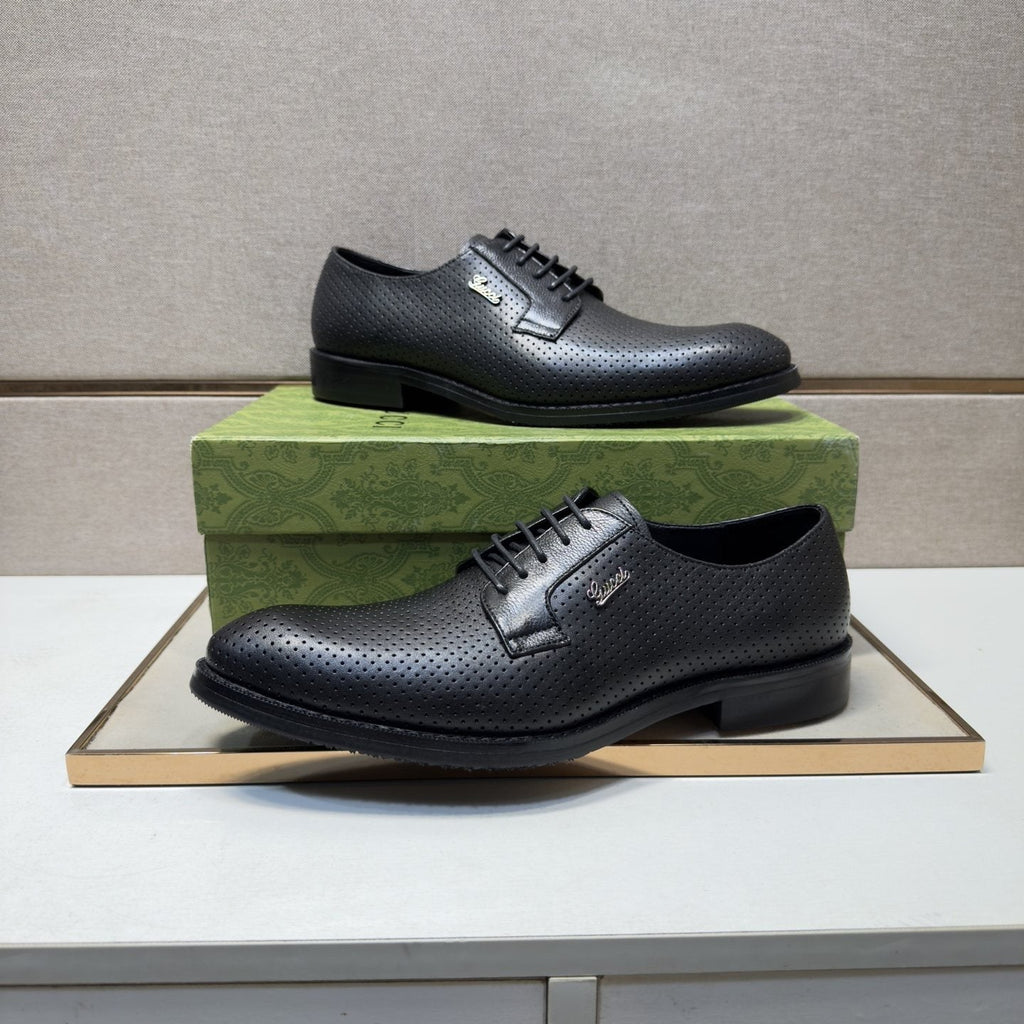 Gucci Men's Black Perforated Lace-Up Shoes